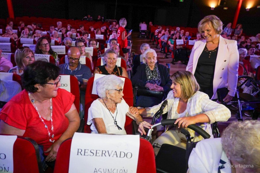 El Centro de Día de El Algar recibe fondos para mejorar su asistencia El Centro de Día de El Algar recibe fondos para mejorar su asistencia
