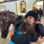 Más 150 personas con discapacidad participan en un taller de equinoterapia en Cuesta Blanca