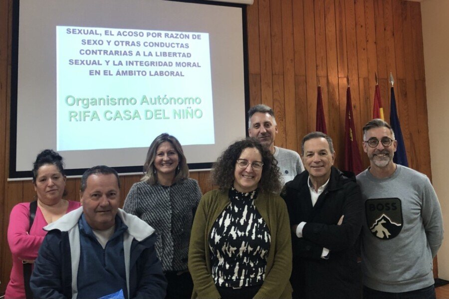 Formación contra el acoso para los trabajadores de la Casa del Niño
