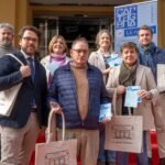 Los comerciantes del Mercado de Santa Florentina invitan a comprar productos de proximidad estas Navidades