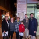 La calle San Fernando ya luce la placa explicativa del hecho histórico protagonizado por el rey que le da nombre La calle San Fernando ya luce la placa explicativa del hecho histórico protagonizado por el rey que le da nombre