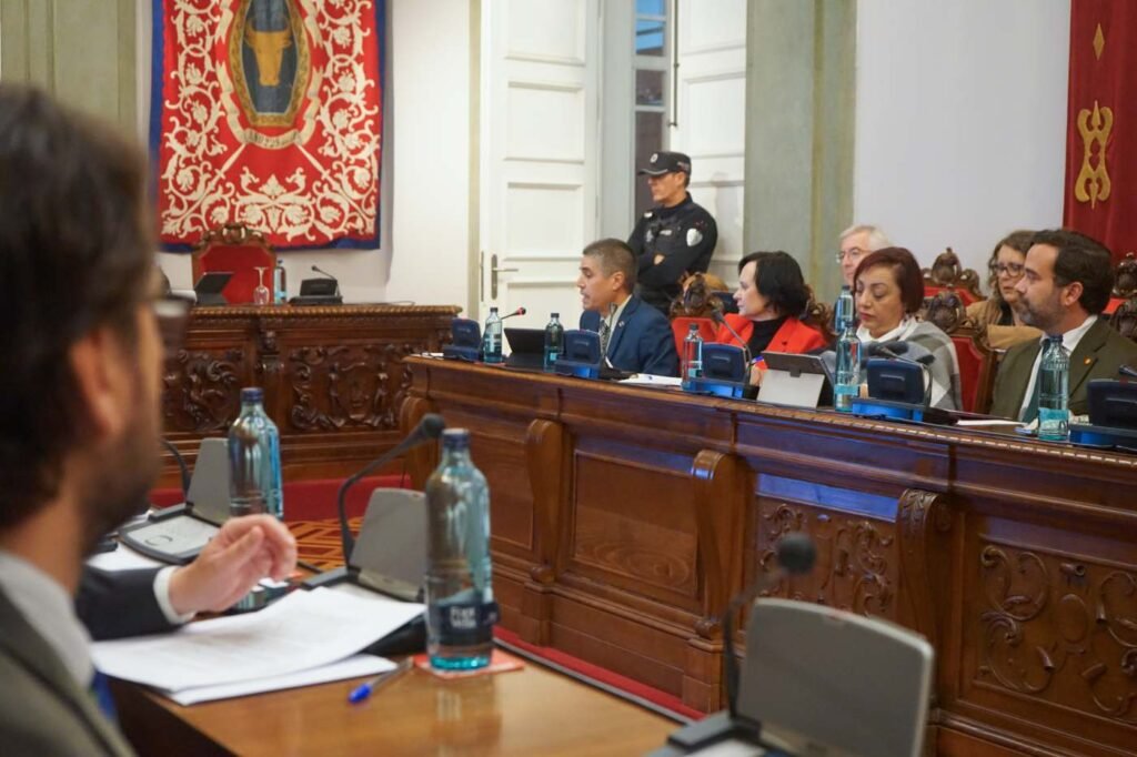 El Gobierno local ratifica en el Pleno municipal su falta de interés en el progreso y el desarrollo de La Manga El Gobierno local ratifica en el Pleno municipal su falta de interés en el progreso y el desarrollo de La Manga