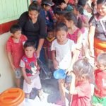 'Alimentando corazones' llega hasta mil trescientas personas de Perú, Venezuela, Cuba, Argentina y Cartagena 8 Necesitados de Orellana en la selva peruana