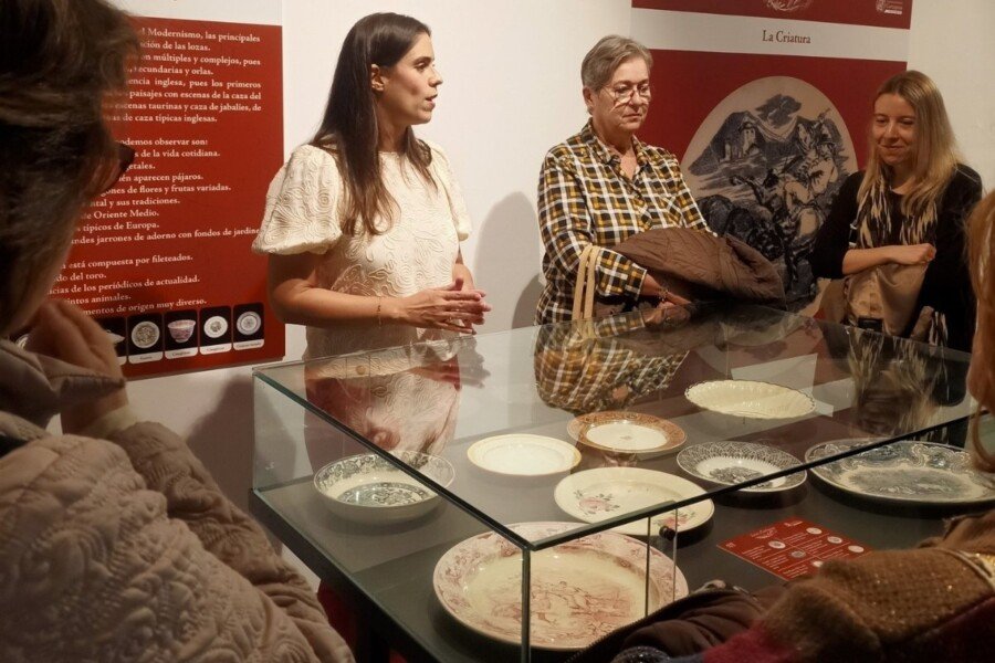 La exposición Loza de Cartagena se extiende más allá de Año Nuevo en el Museo Arqueológico La exposición Loza de Cartagena se extiende más allá de Año Nuevo en el Museo Arqueológico