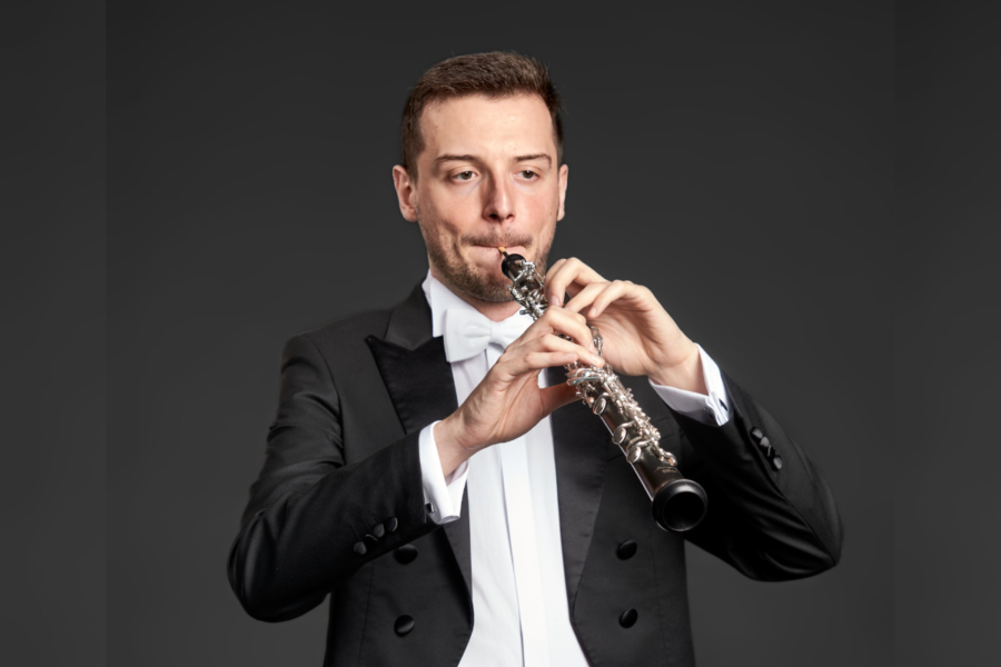 El oboísta Javier Ayala y la Orquesta Sinfónica de Cartagena, en el concierto extraordinario de Entre Cuerdas y Metales El oboísta Javier Ayala y la Orquesta Sinfónica de Cartagena, en el concierto extraordinario de Entre Cuerdas y Metales