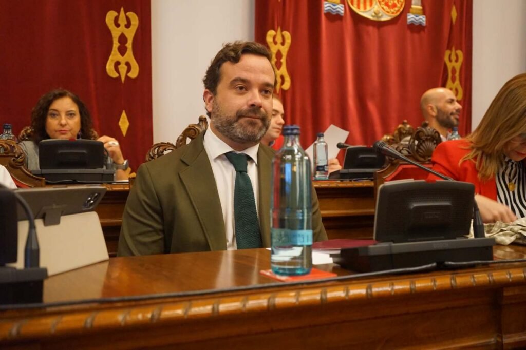 Un concejal del gobierno de Arroyo pone en duda la limpieza de las oposiciones municipales Un concejal del gobierno de Arroyo pone en duda la limpieza de las oposiciones municipales