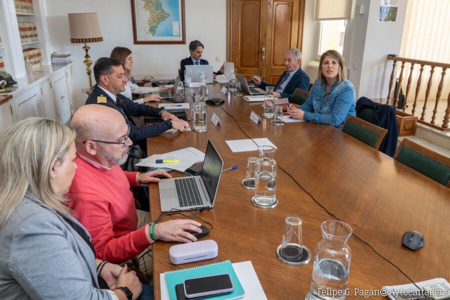 La alcaldesa da traslado de la declaración del Parque Rafael de la Cerda a la Mancomunidad de Canales del Taibilla y exige al MITECO que cumpla sus promesas