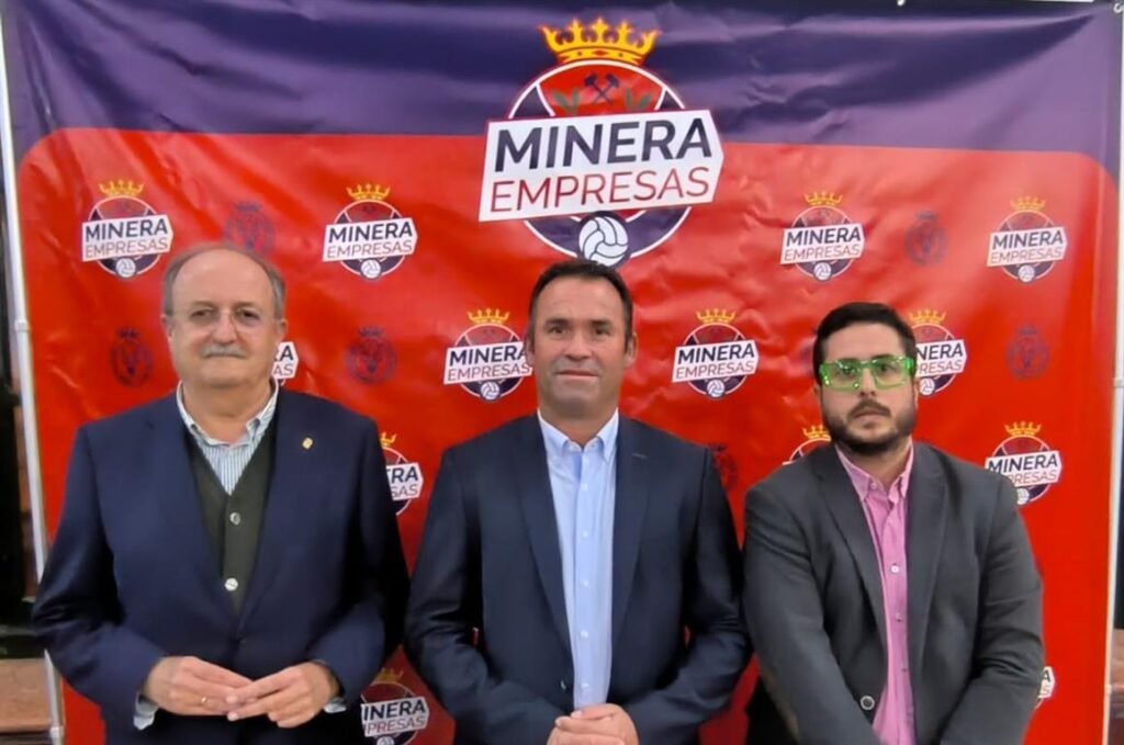 Minera Empresas congrega a más de cien personas para analizar el histórico comienzo de la Deportiva Minera