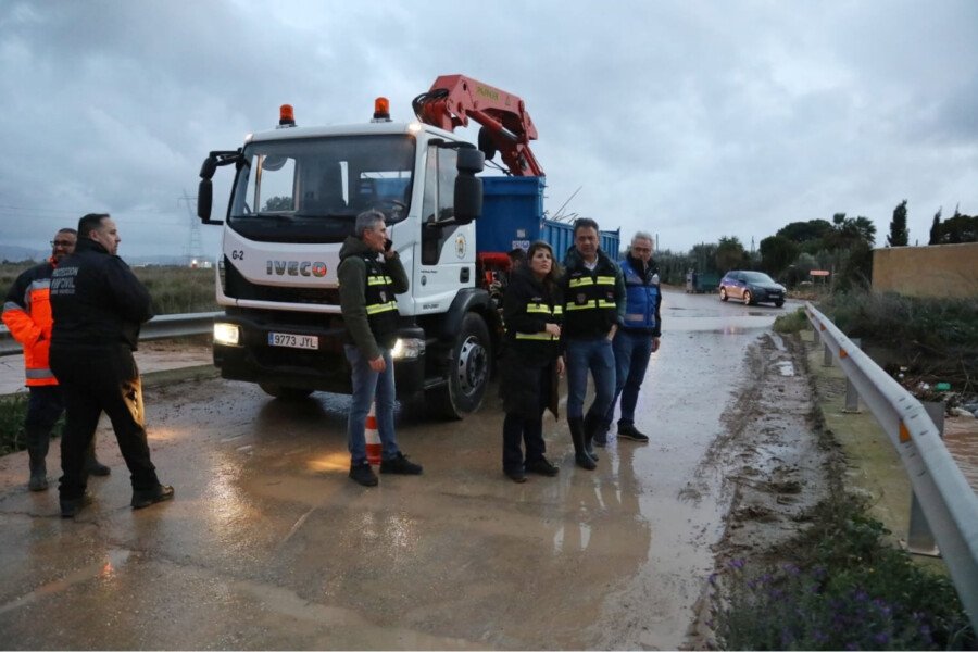 El Ayuntamiento despliega servicios preventivos en una jornada matinal sin incidencias por lluvia en Cartagena El Ayuntamiento despliega servicios preventivos en una jornada matinal sin incidencias por lluvia en Cartagena