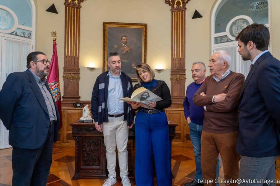 La alcaldesa recibe la marcha ‘Promesa’ como Madrina de Honor del Centenario de La Piedad La alcaldesa recibe la marcha ‘Promesa’ como Madrina de Honor del Centenario de La Piedad