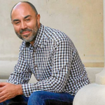 Víctor Herrero presenta el próximo martes en Cartagena su poemario ‘Las sílabas del cielo’, Premio Antonio Oliver 2024