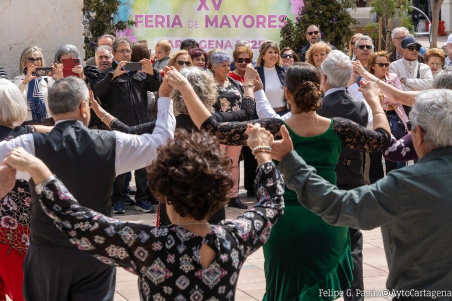 Cartagena muestra en la XV Feria de Mayores todos los recursos destinados a mejorar su calidad de vida