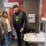 Cartagena estrena dos cambiadores inclusivos y se consolida como destino turístico accesible