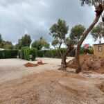 El Ayuntamiento ordena el precinto de aseos en ruina y 80 viviendas prefabricadas instaladas ilegalmente en Villas Caravaning