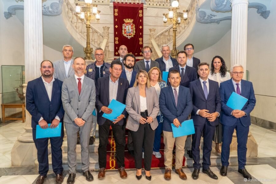 Nace la Mesa del Agua del Campo de Cartagena con un llamamiento unánime a paralizar el recorte del trasvase