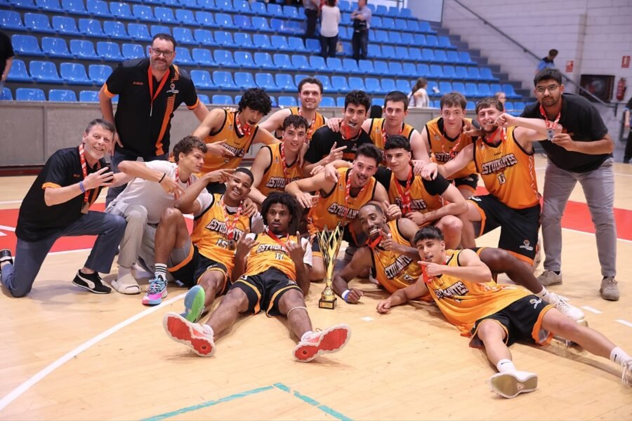 El Baloncesto Estudiantes Cartagena asciende a Tercera FEB nacional