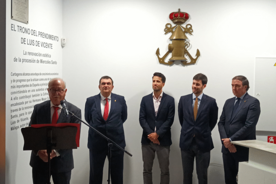 La Cofradía California conmemora el centenario del trono del Prendimiento con una exposición