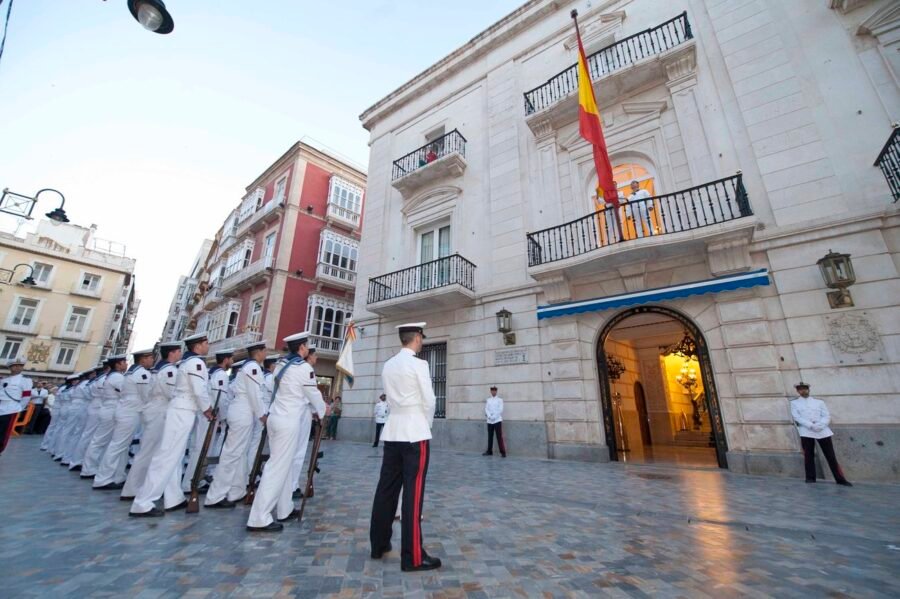 Arriado solemne de Bandera este jueves en Capitanía General de Cartagena