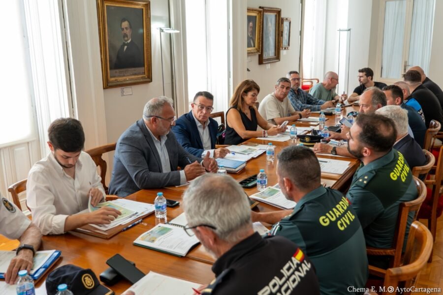 Un refuerzo de más de 650 efectivos garantizará la seguridad de los festivales Rock Imperium y Cartagena Suena Un refuerzo de más de 650 efectivos garantizará la seguridad de los festivales Rock Imperium y Cartagena Suena