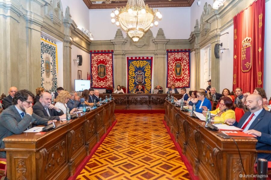 PP, VOX y PSOE rechazan la moción de MC instando a un cambio en el modelo territorial de la Región PP, VOX y PSOE rechazan la moción de MC instando a un cambio en el modelo territorial de la Región