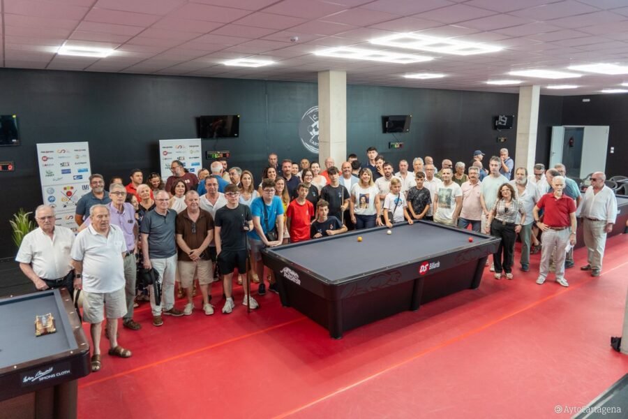 Cartagena abre en el Palacio de Deportes una sala profesional de billar preparada para competiciones internacionales