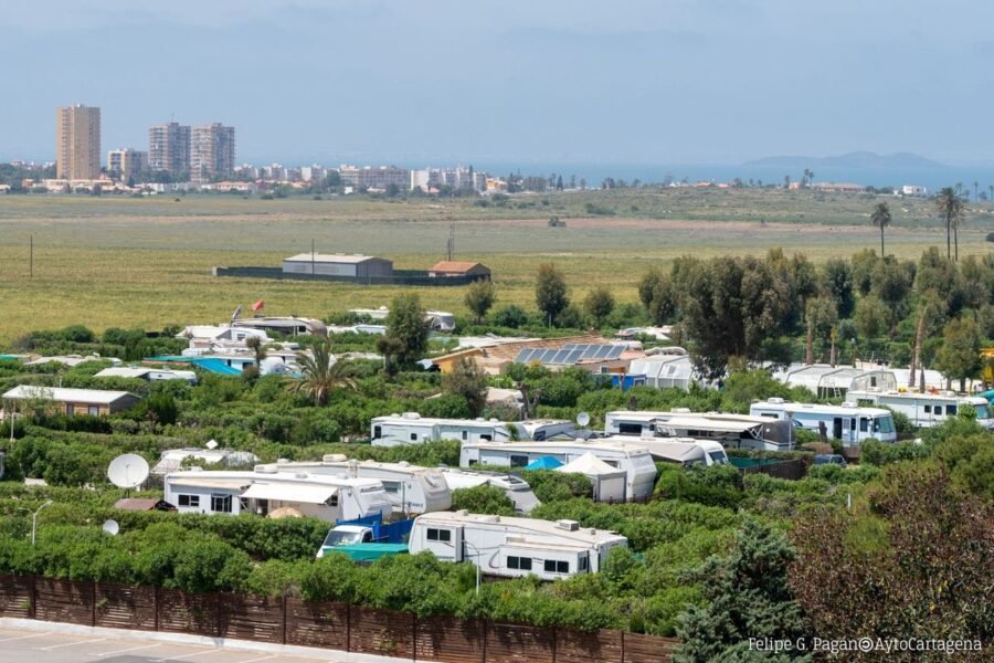 El Ayuntamiento enviará órdenes de ejecución para que la empresa del Camping Villas Caravaning regularice su situación
