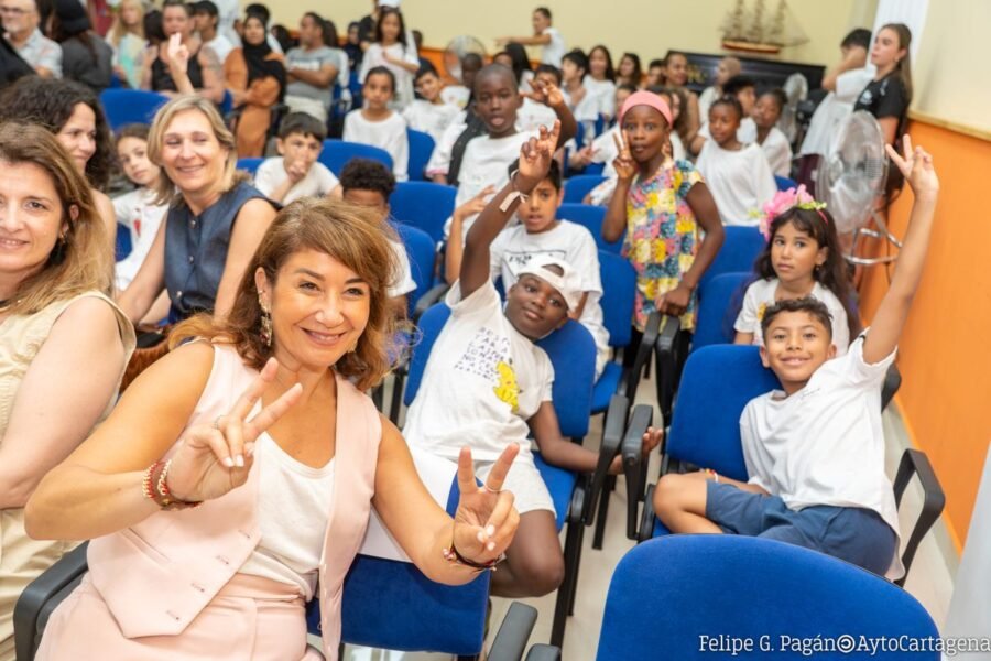Medio centenar de niños y niñas disfrutan de la Escuela Abierta de Verano