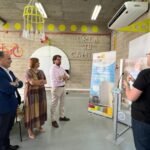 Una startup de Cartagena diseña un asistente de atención al cliente multilingüe que atiende cara a cara