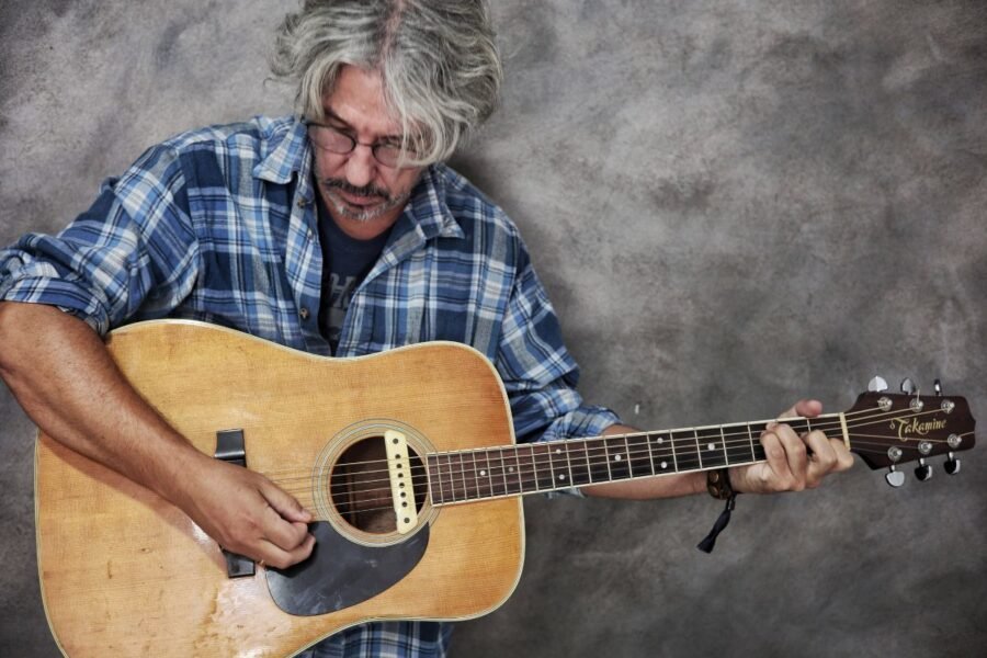 Un homenaje al músico Nacho Para, Ife Ogunjobi y Matthieu Saglio, los conciertos del Cartagena Jazz Festival en El Luzzy Un homenaje al músico Nacho Para, Ife Ogunjobi y Matthieu Saglio, los conciertos del Cartagena Jazz Festival en El Luzzy