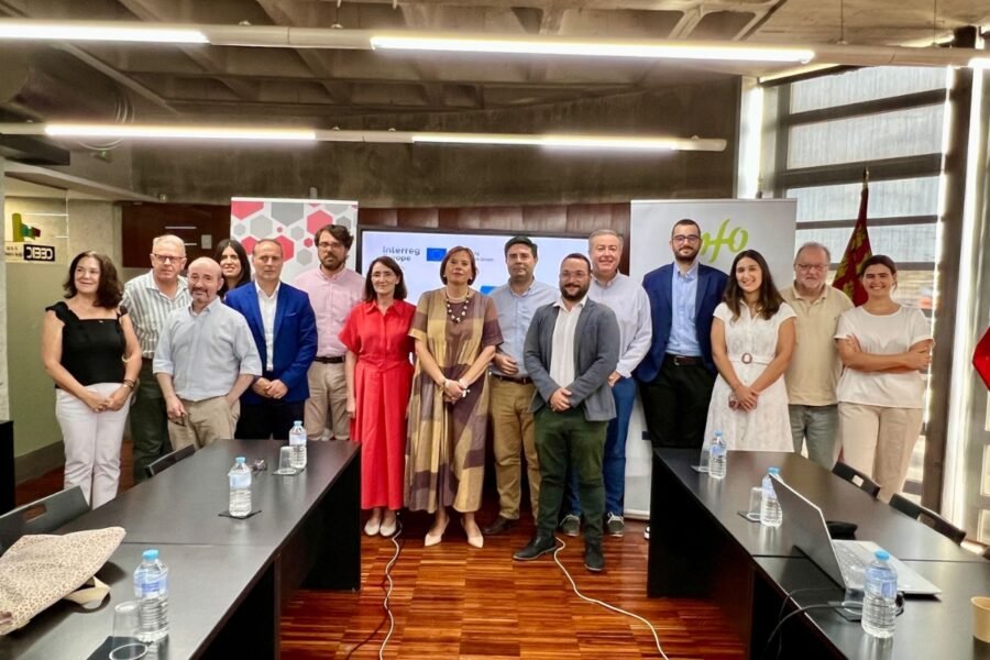 El Ayuntamiento de Cartagena refuerza su apuesta por la innovación a través del Proyecto Europeo PERSIST El Ayuntamiento de Cartagena refuerza su apuesta por la innovación a través del Proyecto Europeo PERSIST