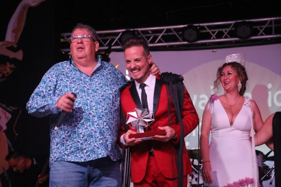 Ubaldo Valverde, ganador del 32º Festival Nacional de la Canción Española de Molino Derribao