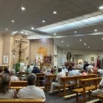 La pregonera de la festividad de San Ginés invita a la ciudadanía a estrechar lazos con su patrón