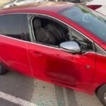 La alcaldesa felicita a los policías locales que rescataron en estado crítico a un niño que habían dejado dentro de un coche en Cabo de Palos