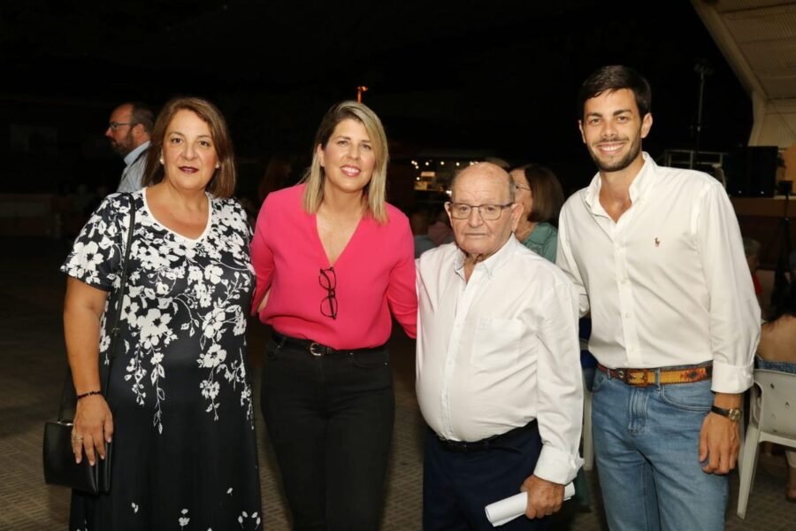 Un emotivo pregón de ‘El Levantino’ da inicio a la Fiestas de Los Dolores 2025 Un emotivo pregón de ‘El Levantino’ da inicio a la Fiestas de Los Dolores 2025