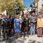Carthagineses y Romanos marchan desde Caravaca de la Cruz con la llama que enciende la gran fiesta del Mediterráneo