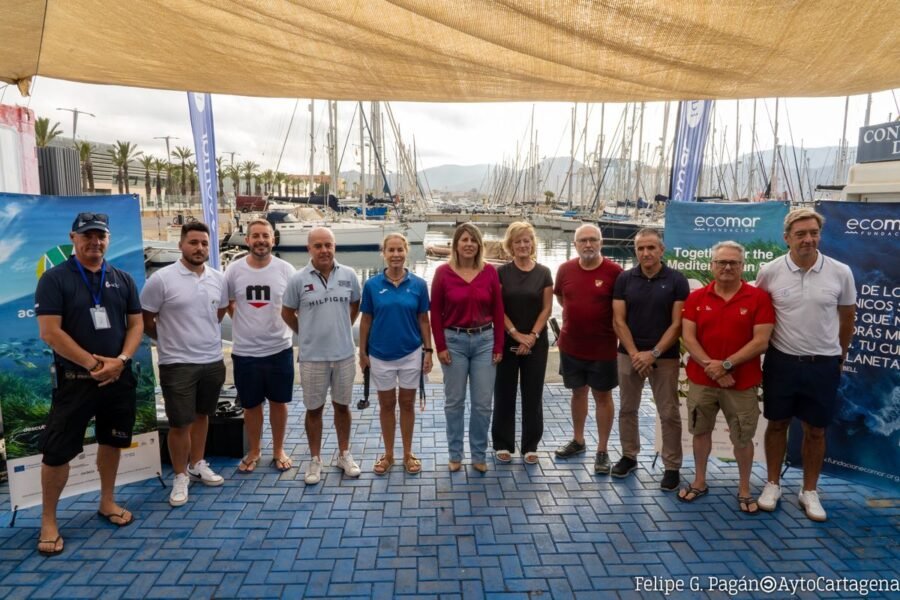 Cartagena se incorpora al proyecto AcciónPosidonia con la recuperación del fondo de la playa de Fatares Cartagena se incorpora al proyecto AcciónPosidonia con la recuperación del fondo de la playa de Fatares