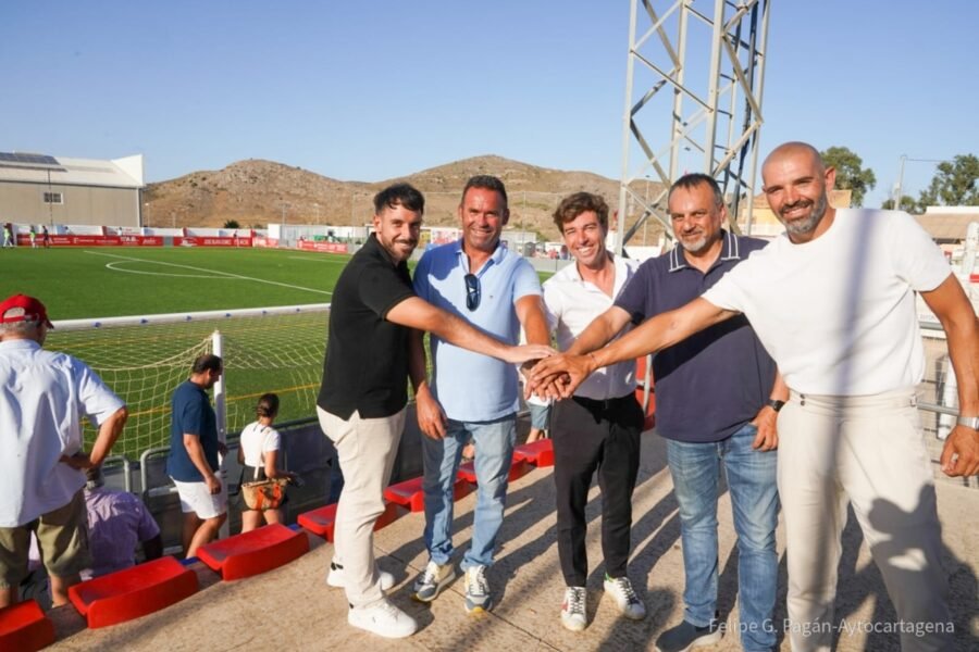 El campo de fútbol de la Deportiva Minera de Llano del Beal estrenará nueva iluminación El campo de fútbol de la Deportiva Minera de Llano del Beal estrenará nueva iluminación