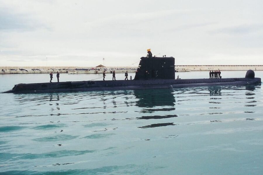 Cesión patrimonial del submarino Tonina S-62 al Ayuntamiento de Cartagena para su musealización