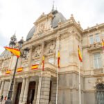 Cartagena se engalana con los colores de la bandera de España para celebrar la Fiesta Nacional Cartagena se engalana con los colores de la bandera de España para celebrar la Fiesta Nacional