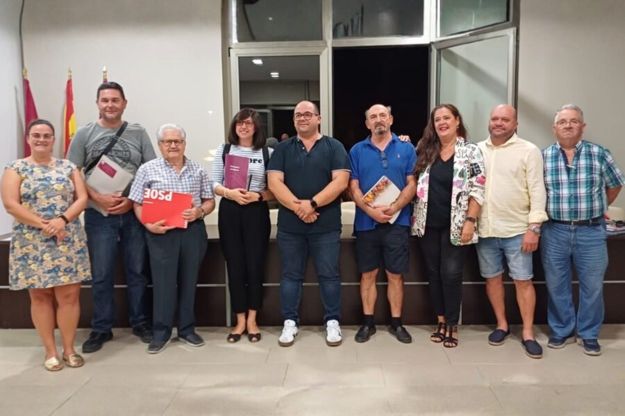 La Junta Municipal de La Palma aprueba la apertura del expediente para dar el nombre de Vicente Solano González a la nueva pista deportiva La Junta Municipal de La Palma aprueba la apertura del expediente para dar el nombre de Vicente Solano González a la nueva pista deportiva