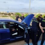 Bomberos del Ayuntamiento de Cartagena se adiestran para apagar incendios en coches eléctricos Bomberos del Ayuntamiento de Cartagena se adiestran para apagar incendios en coches eléctricos