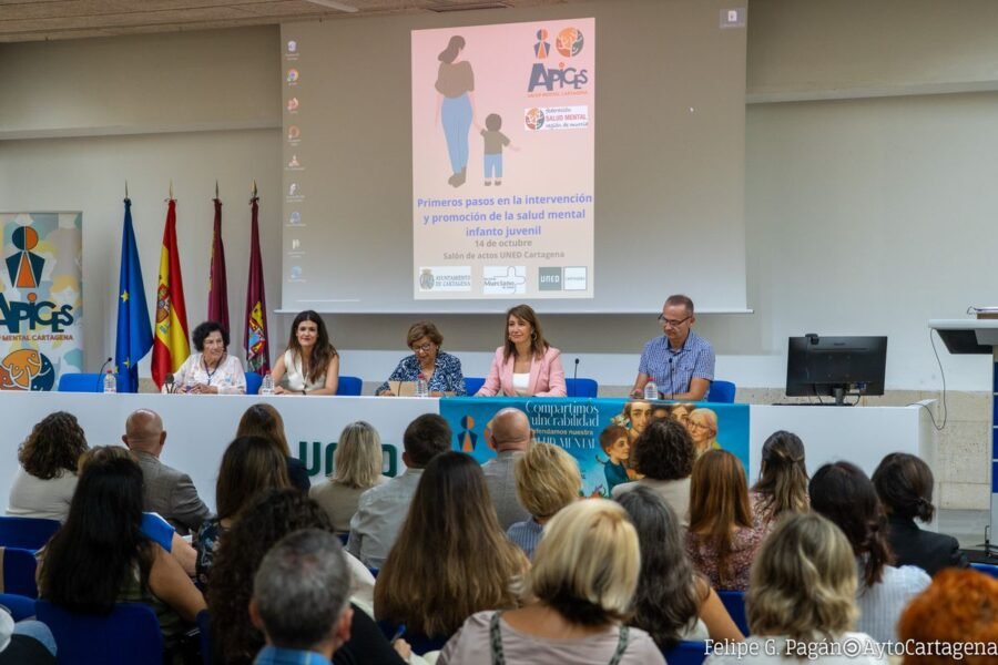 APICES pone sobre la mesa la salud mental de los más jóvenes