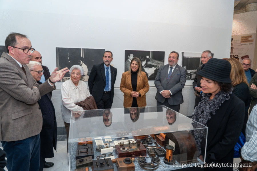 Cartagena conmemora el centenario de la radio con una exposición que repasa la historia de este medio en la ciudad