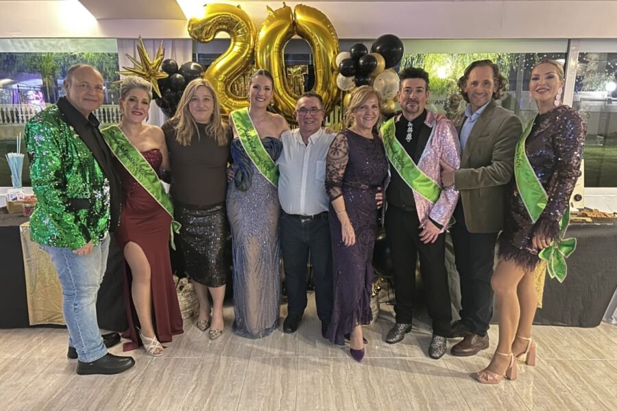 La comparsa Salgueiro celebra 20 años en el Carnaval de Cartagena La comparsa Salgueiro celebra 20 años en el Carnaval de Cartagena