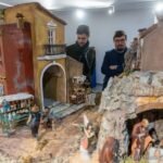 La exposición Cuento de Navidad muestra diferentes formatos de belén en la sala Dora Catarineu