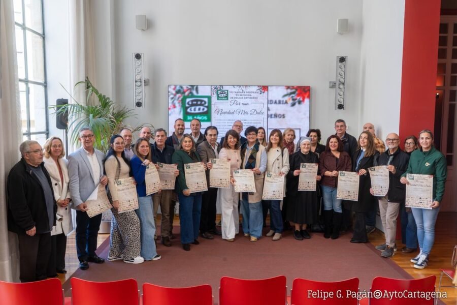 La campaña ‘Por una Navidad más dulce’ espera alcanzar los 15.000 kilos de dulces en su séptima edición