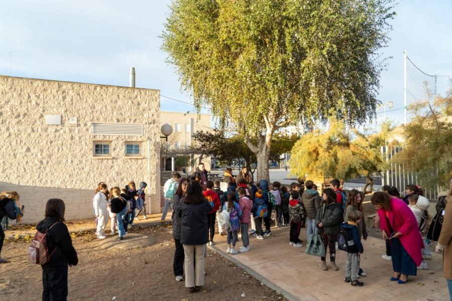 El Ayuntamiento facilita la conciliación de más de 250 familias con las Escuelas de Navidad