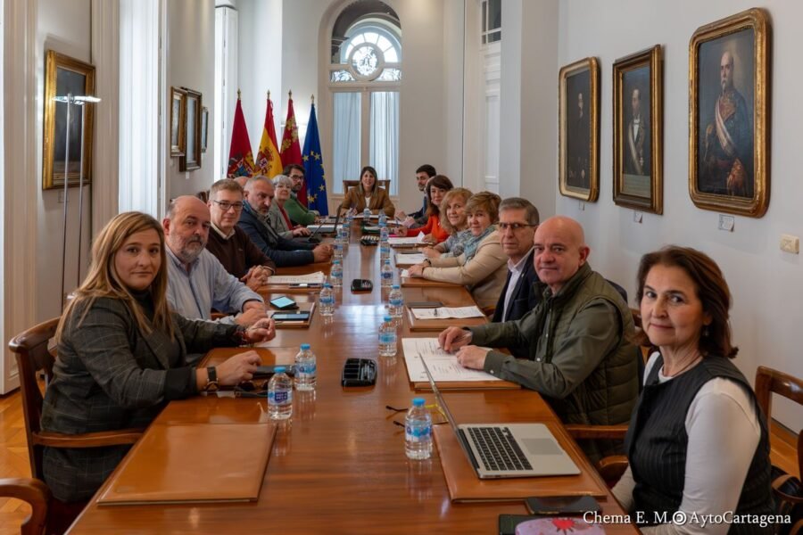El gobierno inicia el trámite para asumir la gestión de la zona deportiva del parque de Tentegorra