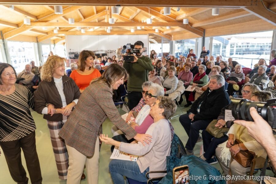 Cerca de 300 propuestas de ocio para mayores en Cartagena, barrios y diputaciones