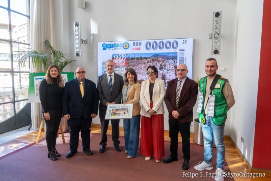 Cartagena reparte la suerte con el cupón de la ONCE